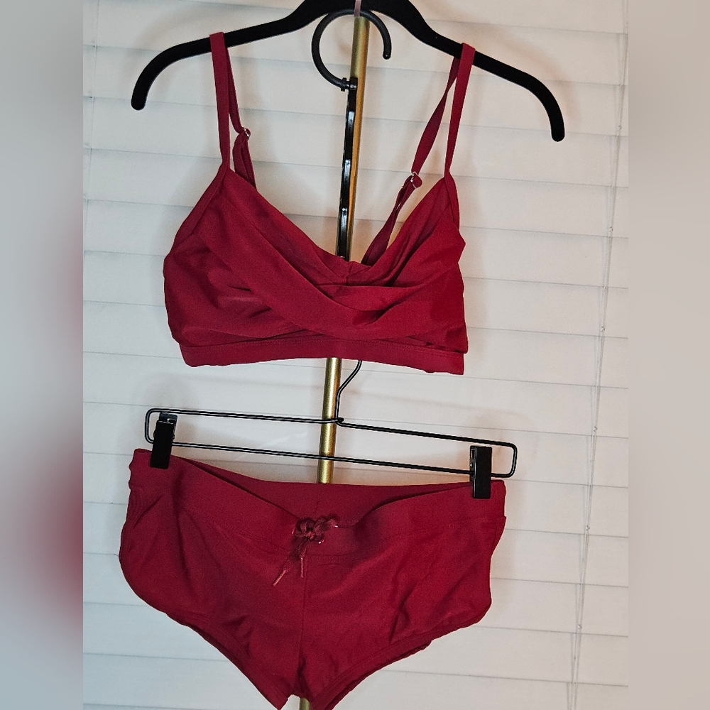 Sporti Red Two-Piece Bikini Set | Twist Underwire Top & Active Boyshorts - 34D M